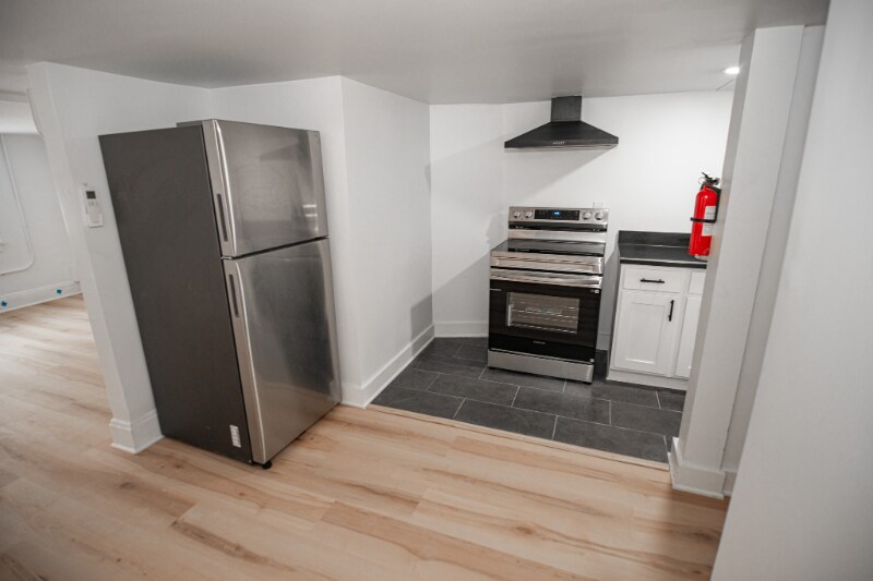 Building Photo - 1388 W 83rd St