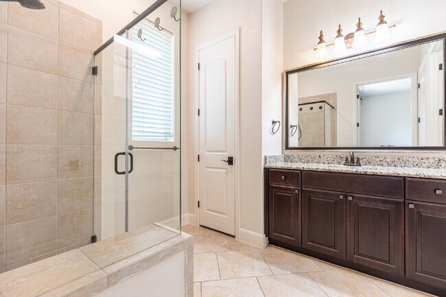 Building Photo - 5041 Country Nest