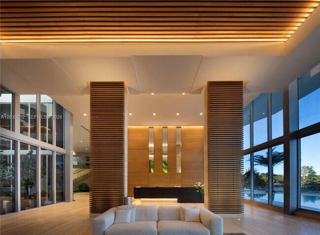 Building Photo - 16385 Biscayne Blvd