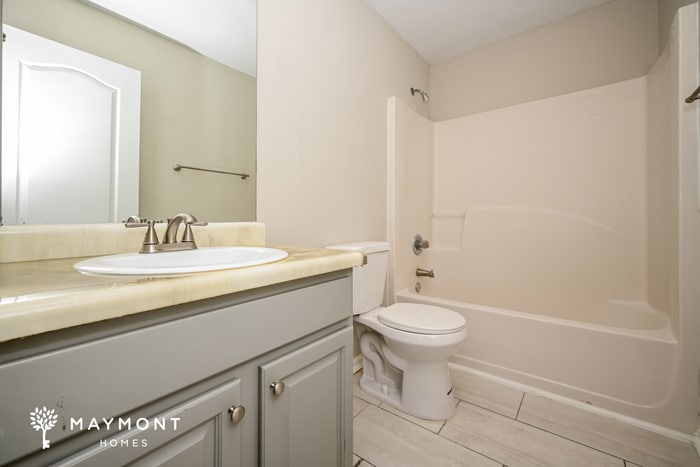 Building Photo - 113 Tyre Dr