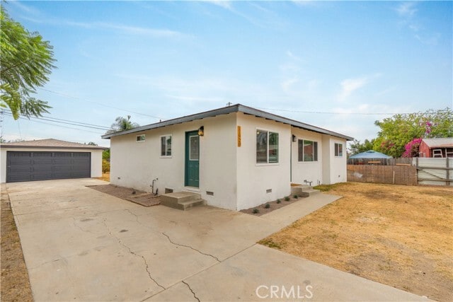 Building Photo - 11920 Laurel Ave