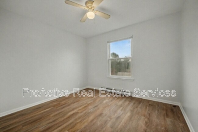 Building Photo - 3805 Pleasant Ave