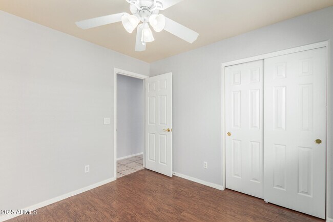 Building Photo - 8156 W Tonto Ln