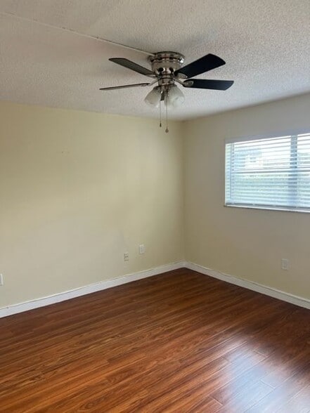 Building Photo - 6881 NW 26th St