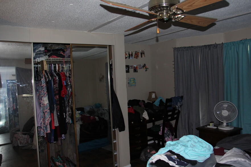 Building Photo - 4150 Spiker Ln