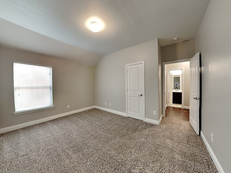 Building Photo - 7248 Laguna Del Campo Trl