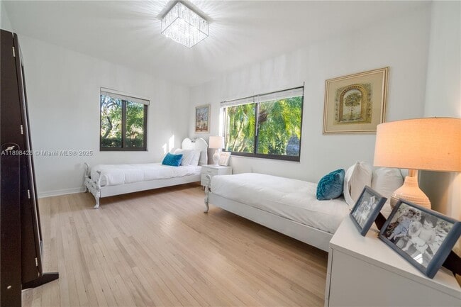 Building Photo - 29880 SW 183rd Ct