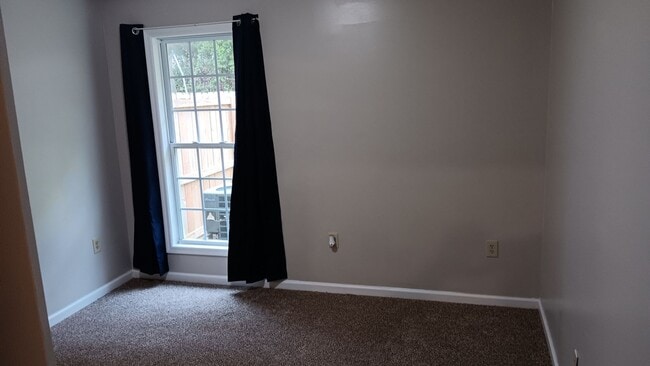 Building Photo - Charming 3BR2BA House in Columbus