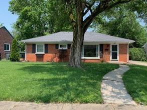 Building Photo - 683 Sheridan Dr