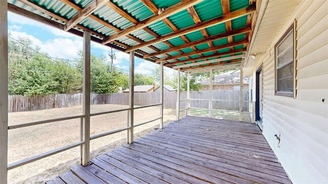 Building Photo - 1107 Braeswood Dr