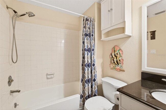 Building Photo - 210 Lake Charles Ct