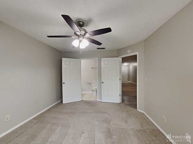Building Photo - 8333 Argyle Corners Ct