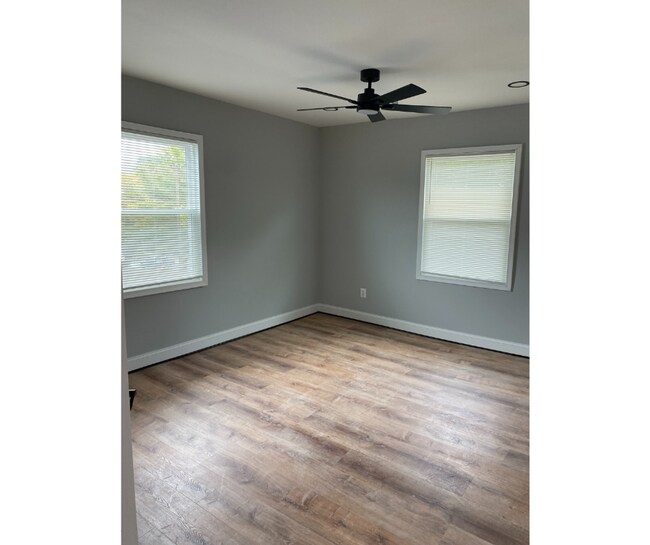 Building Photo - 3412 Gwynns Falls Pkwy