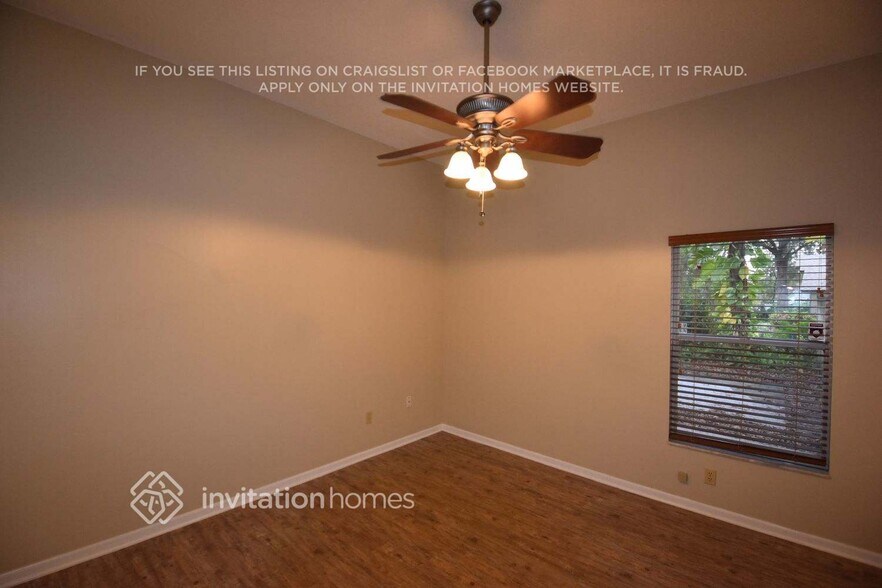 Building Photo - 1456 Deer Lake Cir