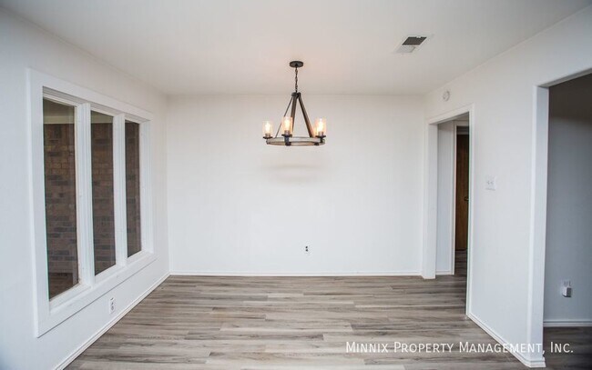 Building Photo - 5504 73rd St