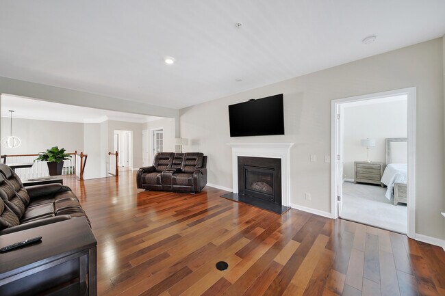 Building Photo - 45008 Wigeon St