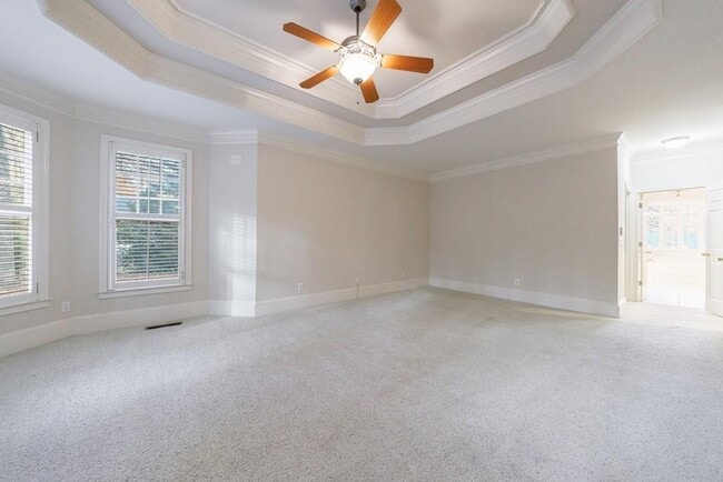 Building Photo - 2883 Thurleston Ln