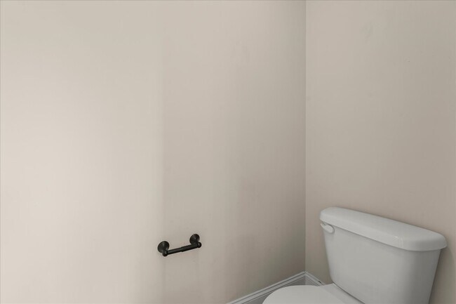 Building Photo - 542 Oconee Cir