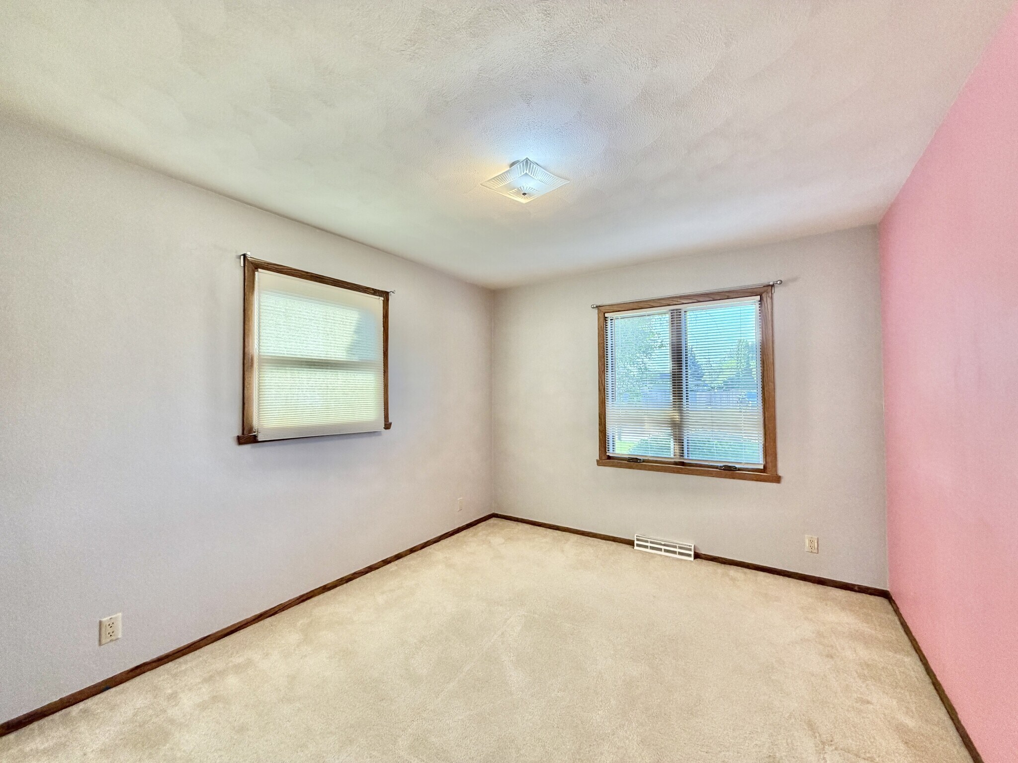 Building Photo - 4012 Oldwyck Dr