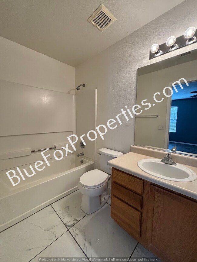 Building Photo - 7579 E Rhiannon Dr