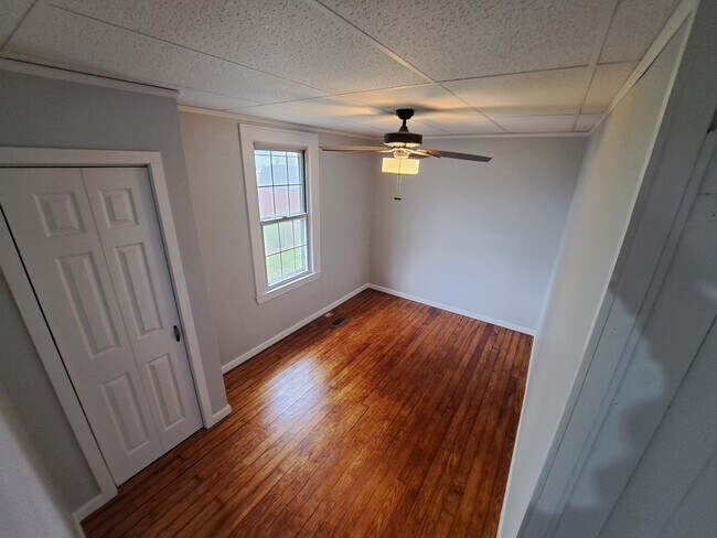 Building Photo - 508 Hugh St