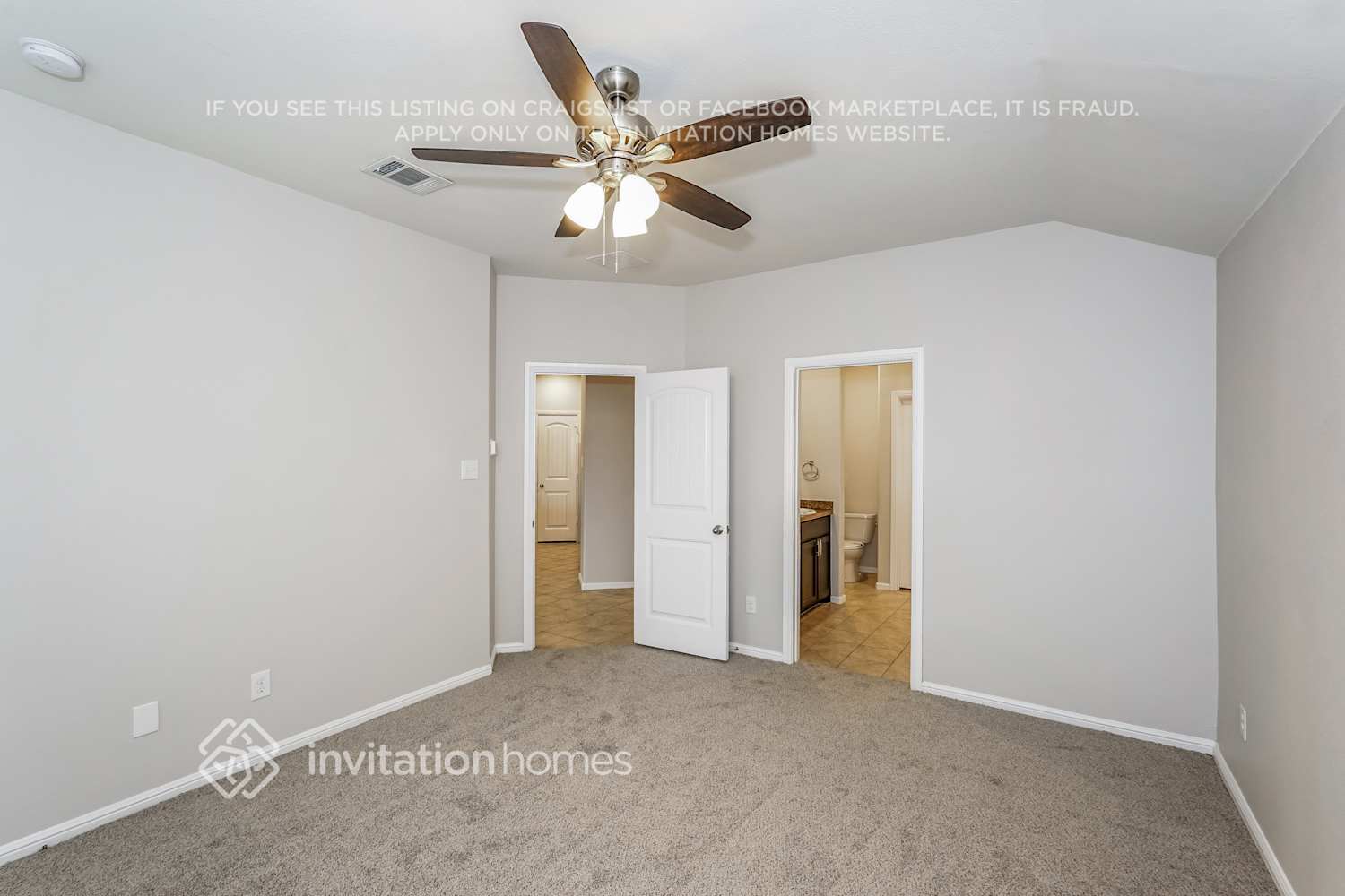 Building Photo - 848 Wylie St