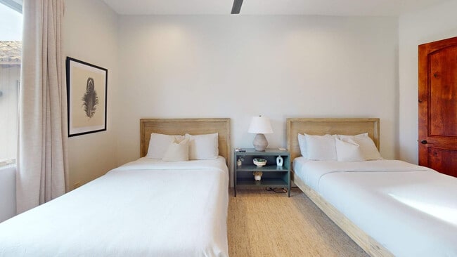 Building Photo - 4080 E Tomahawk Pass