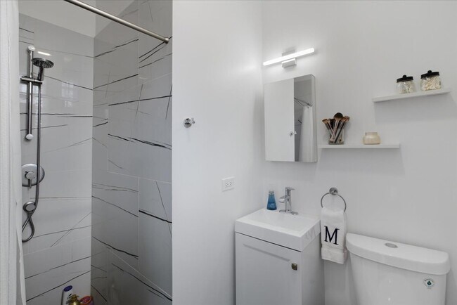 Building Photo - 2350 W Charleston St