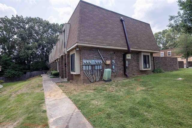 Building Photo - 1898 Poplar Woods Cir E