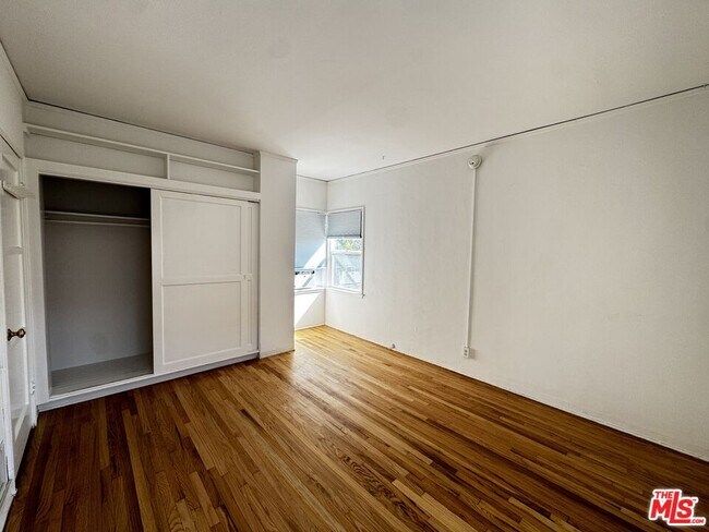 Building Photo - 1246 Edris Dr