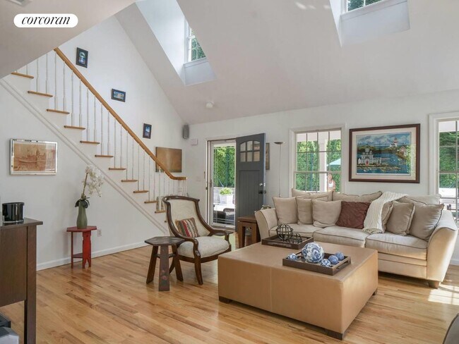 Building Photo - 84 Middle Hwy