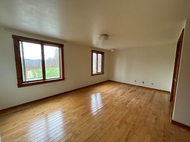 Building Photo - 1456 Bliss Rd