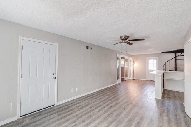 Building Photo - 5742 Marina Dr