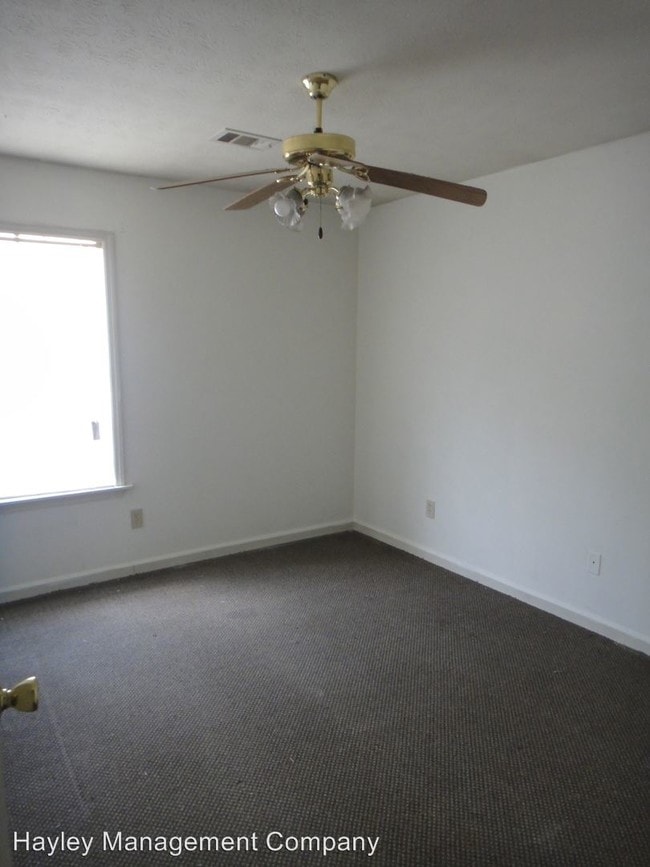Building Photo - 3 br, 2 bath House - 216 Rosalie Court