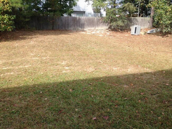 Building Photo - **MOVE IN WITH NO SECURITY DEPOSIT**8205 A...