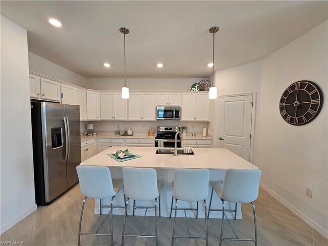 Building Photo - 2437 Orchard St