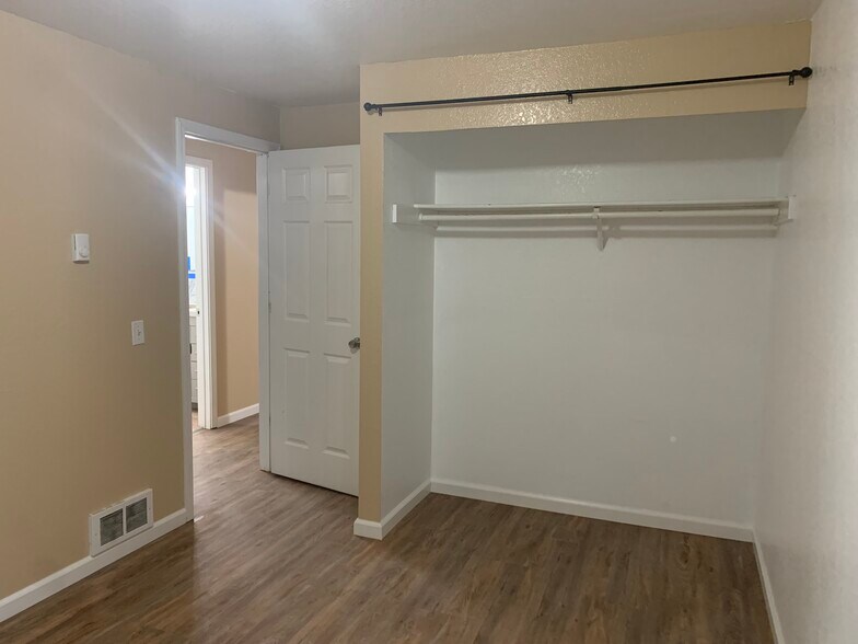 Building Photo - 6723 Kinwood Park Ln SE