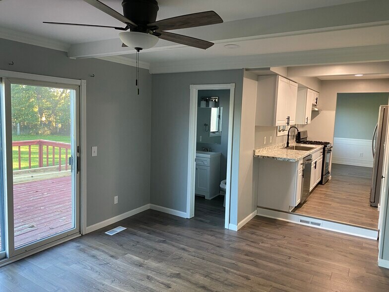 Family Room - 12125 Fairbanks rd