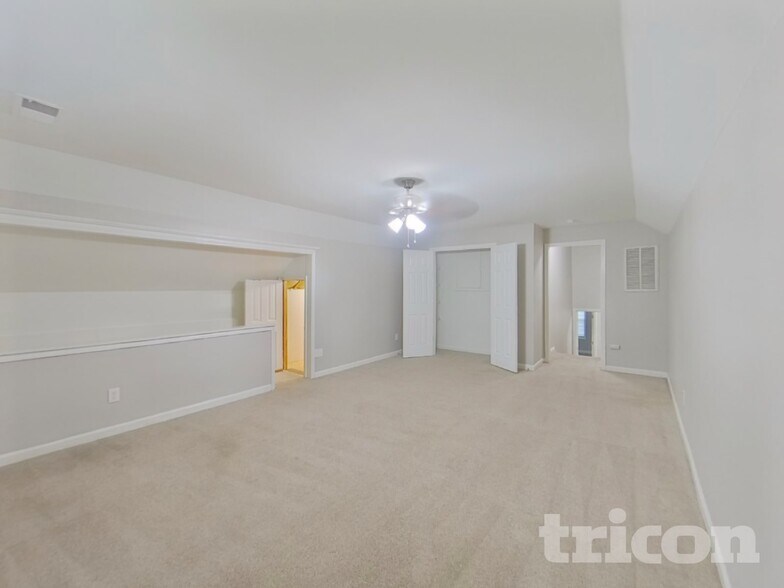 Building Photo - 136 Tanners Mill Rd