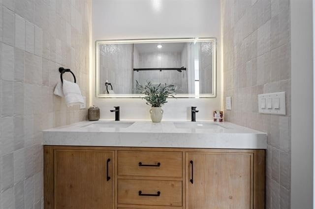 Building Photo - 27 Graham St