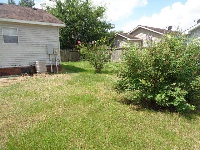 Building Photo - 10026 Sugarvine Ln