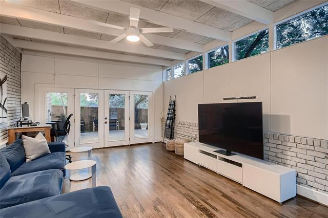 Building Photo - 221 Lakeridge Dr