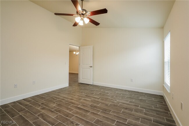 Building Photo - 2704 23rd St W