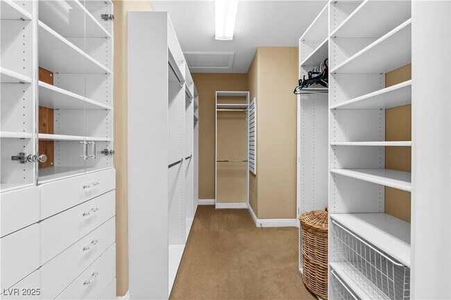 Building Photo - 3010 Hammerwood Dr