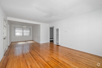 Interior Photo - 11641 National Blvd