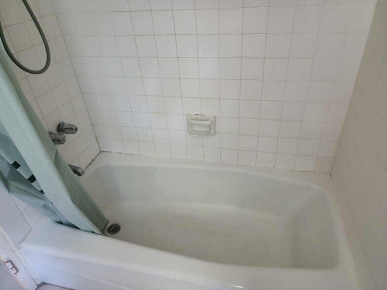 Building Photo - 11307 Miranda St