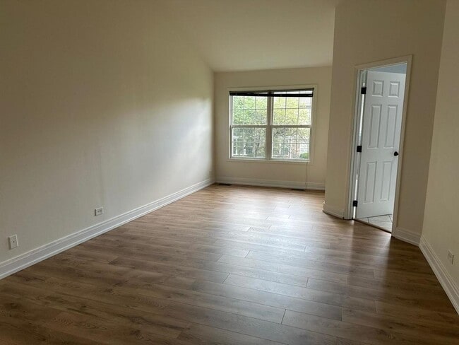 Building Photo - 1436 Brittania Way