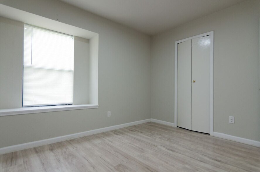Building Photo - 1712 Rocky Pl Ct