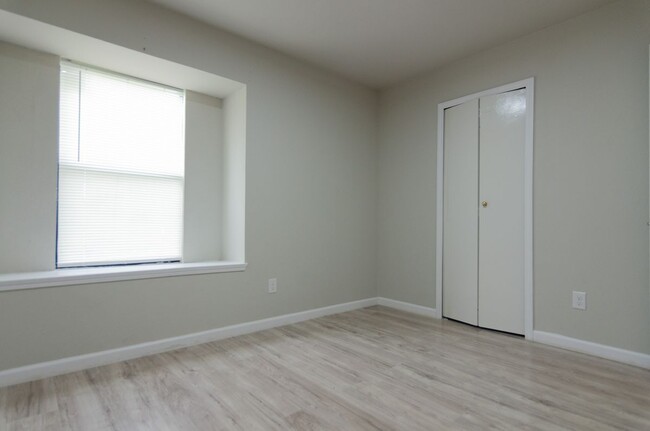 Building Photo - 1712 Rocky Pl Ct