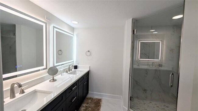 Building Photo - 4981 Bacopa Ln S